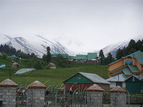 Gulmarg Arrival