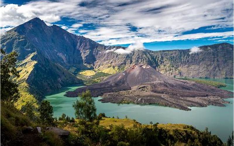 Gunung Rinjani