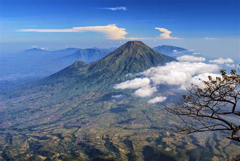 Gunung Sumbing Jawa Tengah