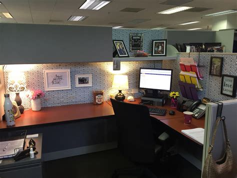 From Drab to Fab: Unleashing Your Creativity in Decorating Your Work Office