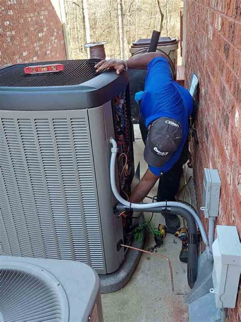 HVAC System Failure in Naperville