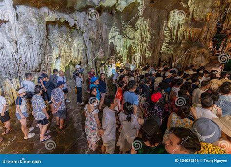 Ha Long Bay Crowds