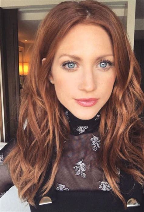 Color Theory: Finding the Best Light Auburn for Your Skin Tone