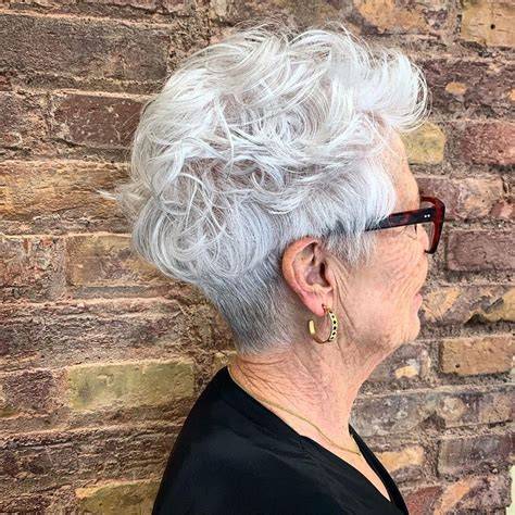 61 Hairstyles For Women Over 60 That Brings The Charm!