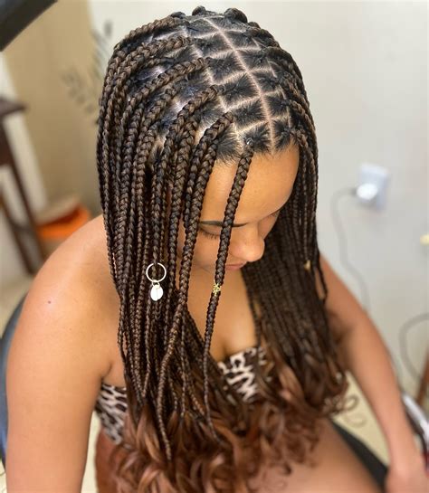 Transform Your Look Effortlessly: 10 Elegant Hairstyles To Try With Box Braids Today!