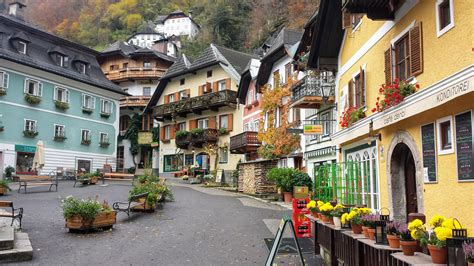 Hallstatt town square