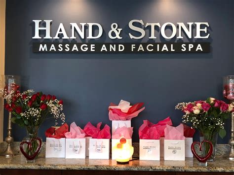 Hand And Stone Couples Massage