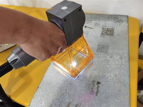 Hand Held Engraving Machine