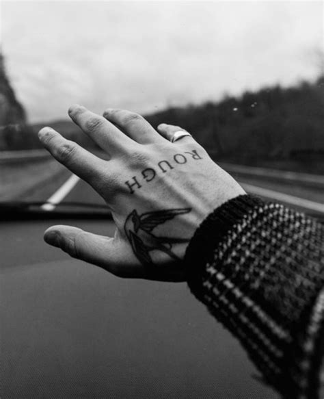 hand tattoo on Tumblr