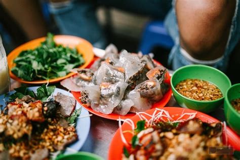 Hanoi Food Tour guide