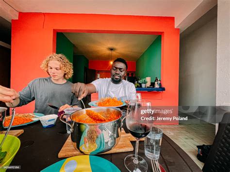 Happy Food Tour Experience