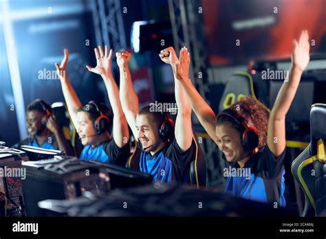 Happy Gamers Celebration