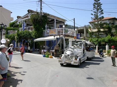 Happy Travelers Crete