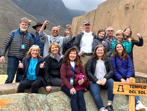 Happy Travelers Peru