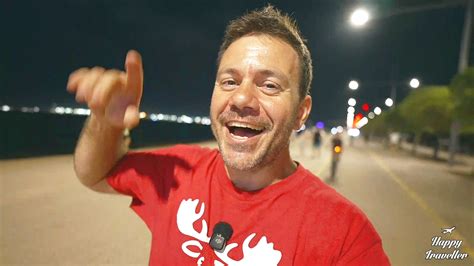 Happy traveller Azores