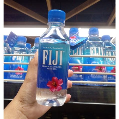 Harga Air Fiji 1 Botol