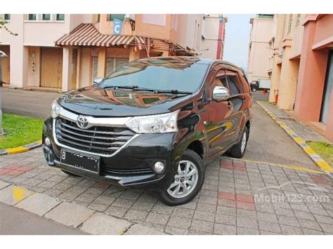 Harga Avanza Bekas 2015