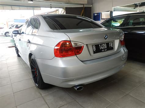 Harga BMW 320i Bekas di Indonesia
