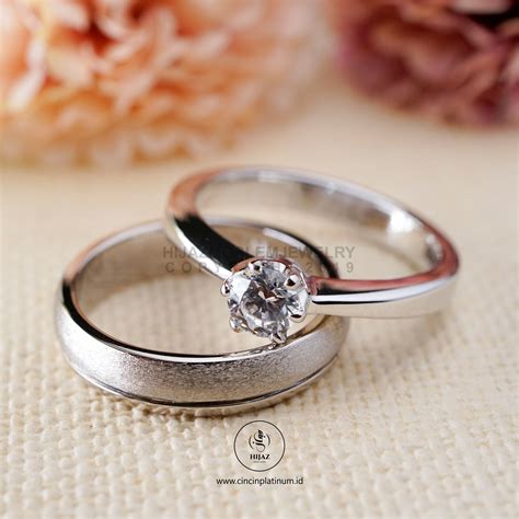 Harga Cincin Emas Tunangan