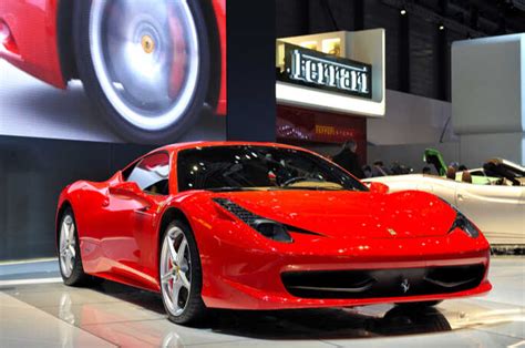 Harga Ferrari 458 Italia, Mobil Sport Klasik dengan Teknologi Mutakhir