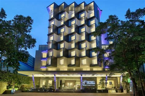 Harga Hotel Dekat Monas Jakarta Pusat