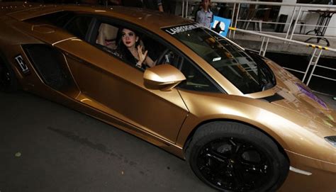 Harga Lamborghini Syahrini, Mobil Mewah yang Sempat Menjadi Sorotan