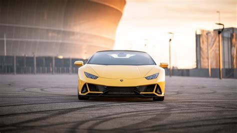 Harga Lamborghini: Siapa yang Tak Tahu?