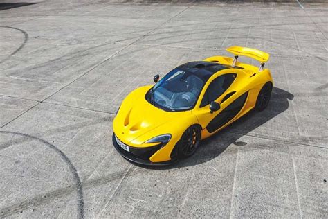 Harga McLaren P1 di Indonesia