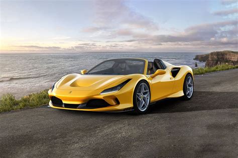 Harga Mobil Ferrari F8 Spider