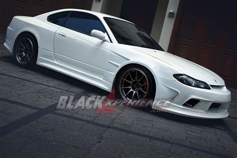 Harga Mobil Nissan Silvia