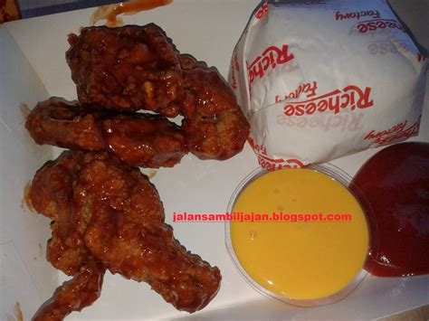 Harga Richeese Fire Wings
