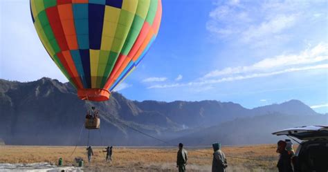 Harga Balon Udara di Bromo