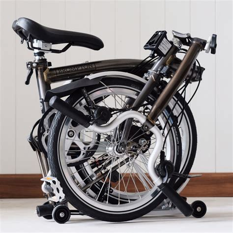 Harga Brompton: Berapa Harga Sepeda Lipat Ini?