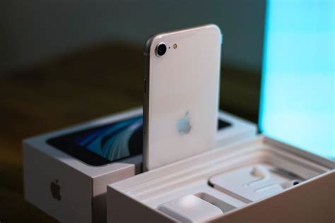 Harga iPhone SE 2022 – Apa yang Bisa Kita Harapkan?