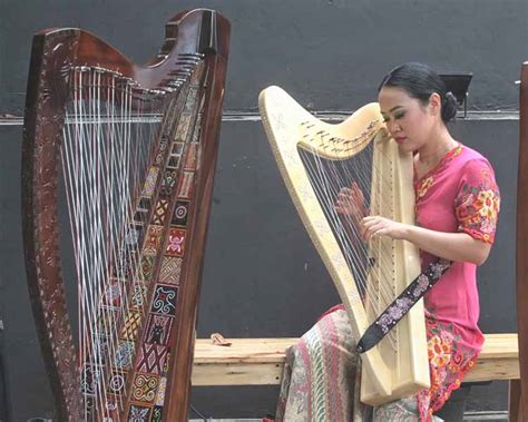 Harpa Dari Sumatra