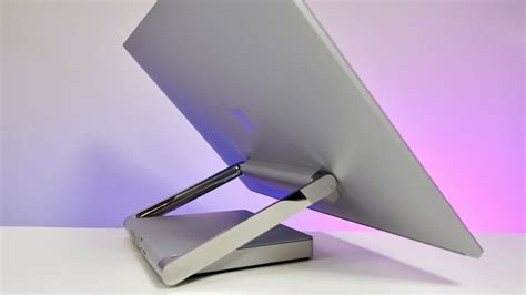 Having outdated specs at launch