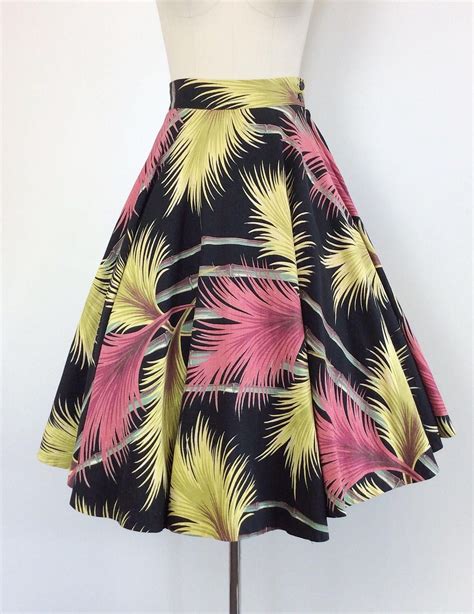 Tropical Chic: Embrace the Island Vibe with Hawaiian Print Skirts