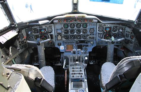 The Ultimate Guide to the Hawker Siddeley HS 748 Cockpit: A Comprehensive Overview