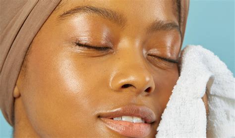 Image representing beneficial sleep habits for oily skincare