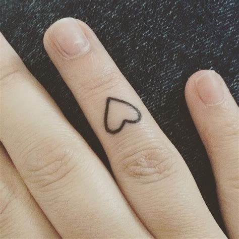 Top 71 Best Small Heart Tattoo Ideas [2021 Inspiration