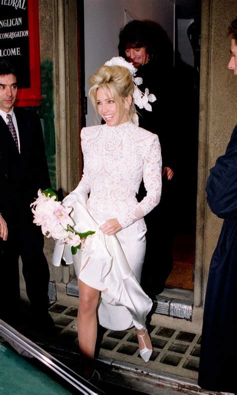 Heather Locklear's Marriage History: A Look at the Actress' Romantic Life and Partners