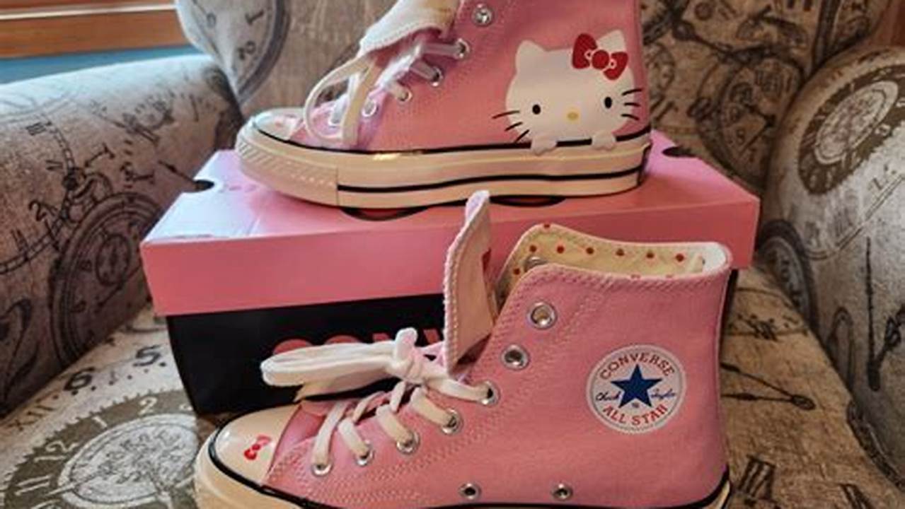 Hello Kitty Converse 2025
