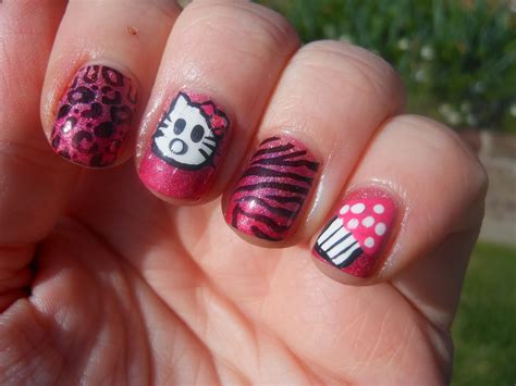 One Hundred Styles Hello Kitty Nail Art Designs for Short Nails