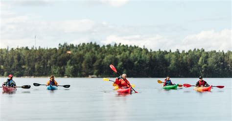 Helsinki Private Kayak Tour in Eastern Helsinki Archipelago: An Expert Review