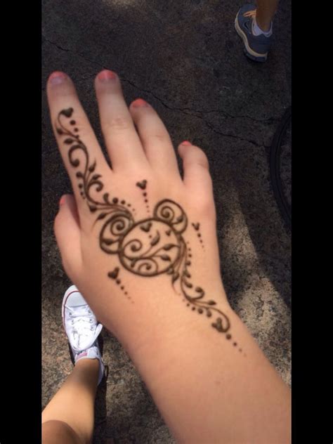 The Love of Disney (With images) Henna tattoo, Hand henna