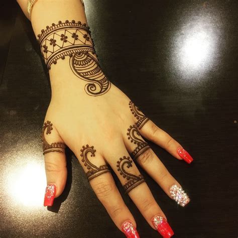 Hire Rang a passionate henna body art Henna Tattoo