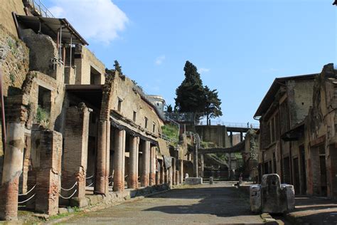 Herculaneum Buildings