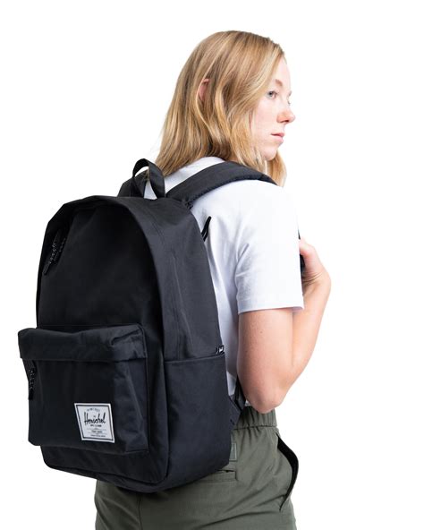 Herschel Classic Xl Backpack Outfit: The Perfect Choice For Any Occasion