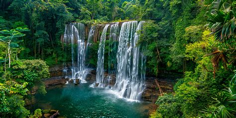 Hidden waterfalls Colombia