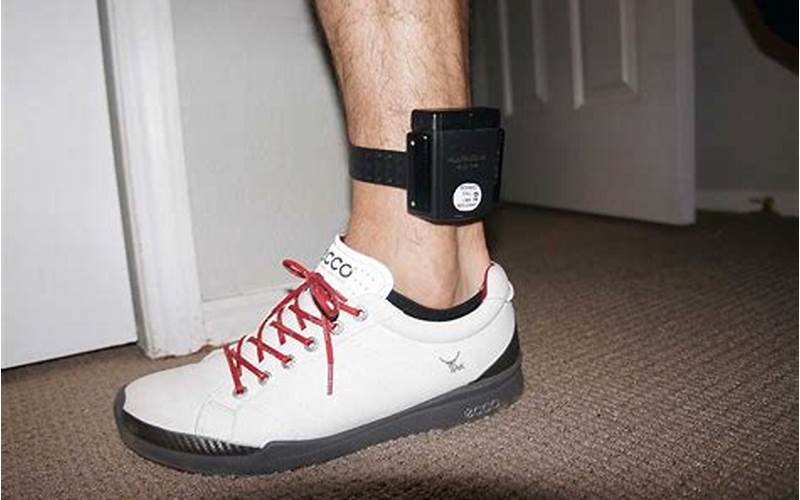 Hiding Ankle Monitor